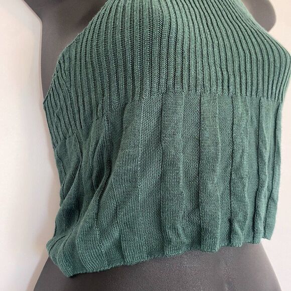 NWT Free People Halter Neck Crop Top Knit Green Razor Back Tank Top Size Small - Picture 2 of 4